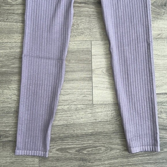 GOOD AMERICAN Seamless Legging Small/Medium Pastel Purple Ribbed Activewear NWT - Picture 8 of 12